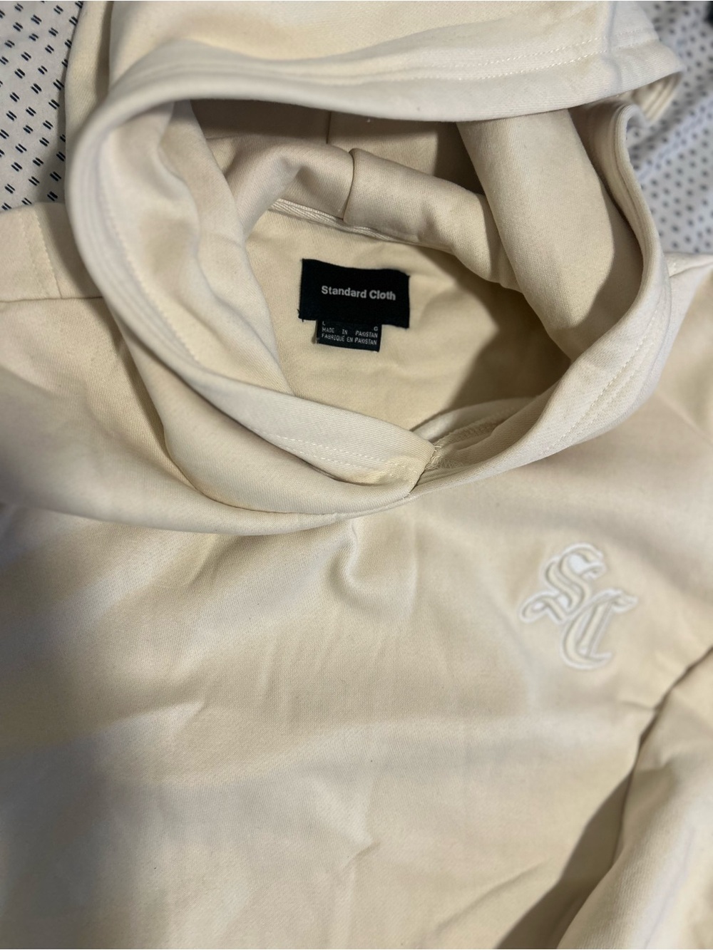 Men’s Cream Hoodie Sweater